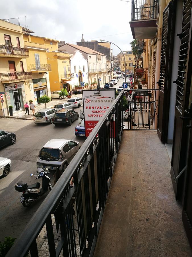 Si Viaggiare Apartments Partinico Esterno foto